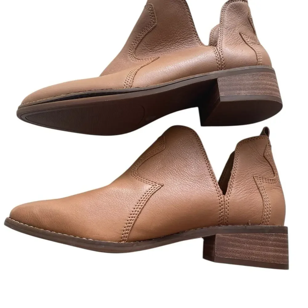 Lucky Brand Macee Tan Leather V Notch Ankle Booties 7 Pointed Toe Low Heel NWOT - Picture 5 of 10